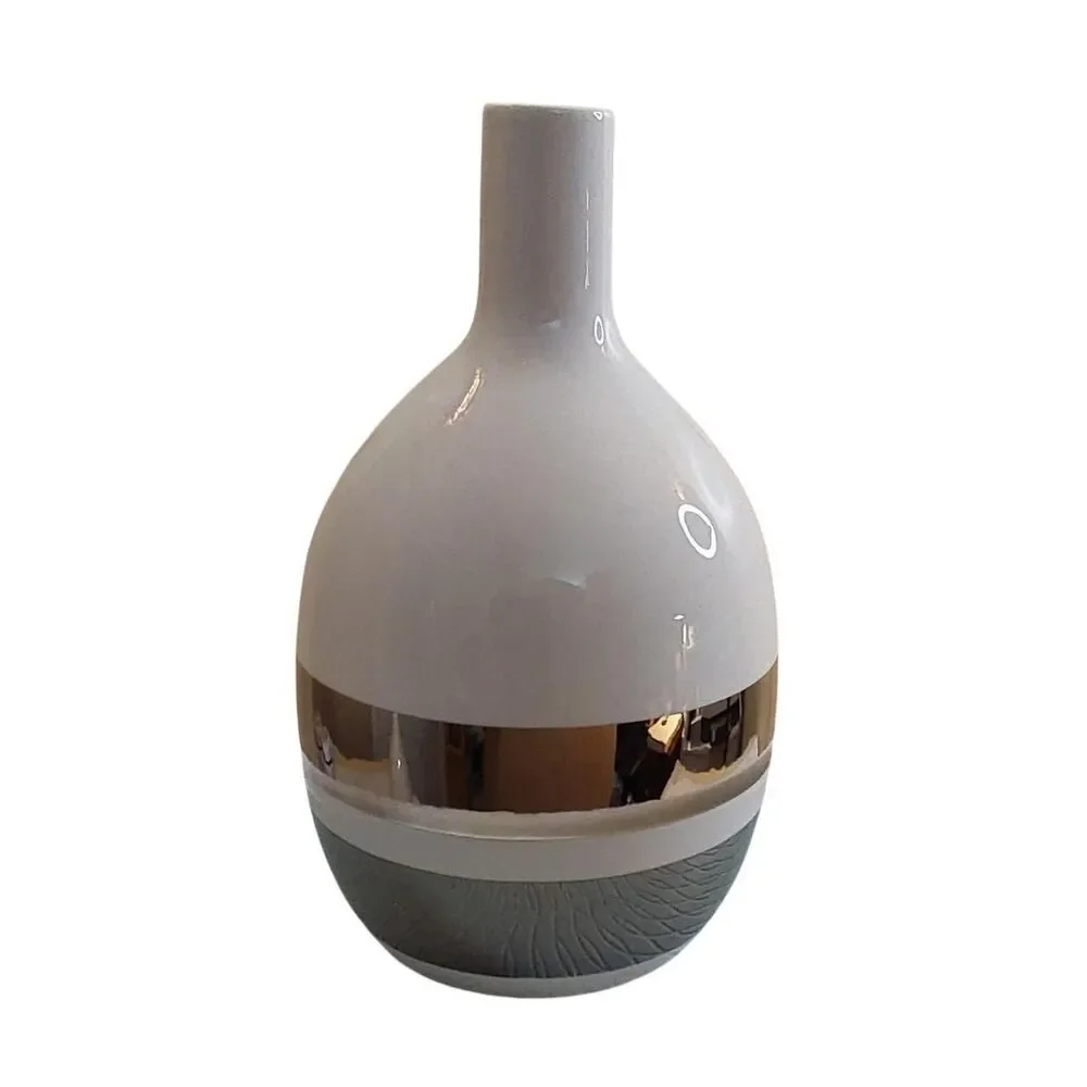 Unbranded White and Silver Decor-home-accesories